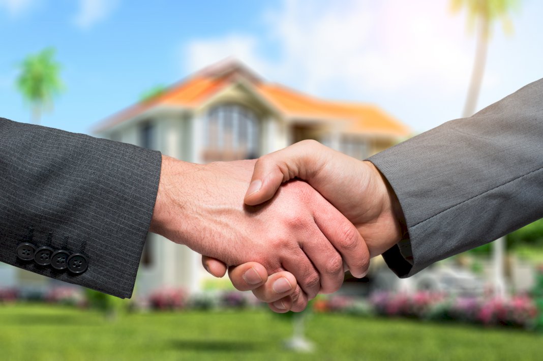 6 Professionals To Partner With as a Property Investor